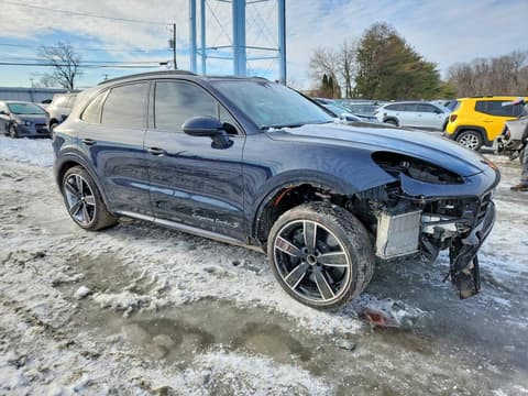 2022 Porsche Cayenne, VIN WP1AH2AY3NDA46143. Фото 4 з 6 з аукціону Copart. Каталог авто зі США OpenDataCar.