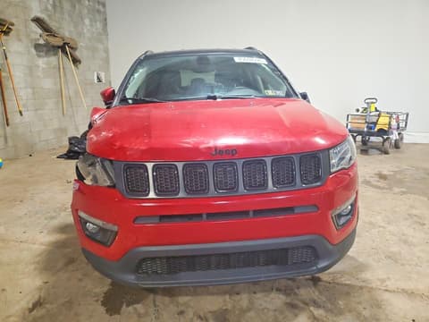 2019 Jeep Compass, VIN 3C4NJDBB1KT683261. Фото 5 з 6 з аукціону Copart. Каталог авто зі США OpenDataCar.