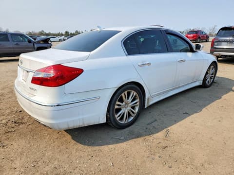 2013 Hyundai Genesis, VIN KMHGC4DD9DU258313. Фото 3 из 6 с аукциона Copart. Каталог авто из США OpenDataCar.