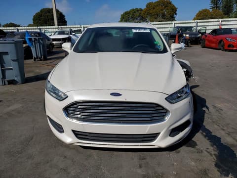 2016 Ford Fusion, VIN 3FA6P0LU9GR277556. Фото 5 з 6 з аукціону Copart. Каталог авто зі США OpenDataCar.