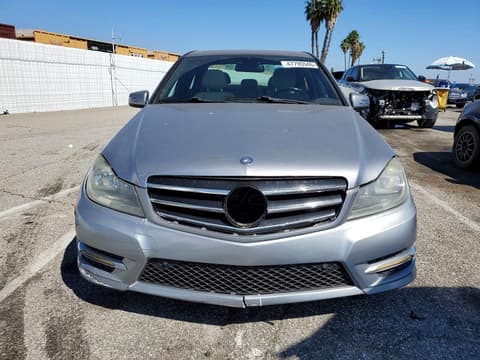 2013 Mercedes-benz C-Class, VIN WDDGF4HB8DR248482. Фото 5 з 6 з аукціону Copart. Каталог авто зі США OpenDataCar.