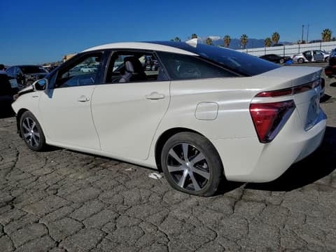 2018 Toyota Mirai, VIN JTDBVRBD5JA005043. Photo 2 of 6 from Copart auction. OpenDataCar US salvage catalog.