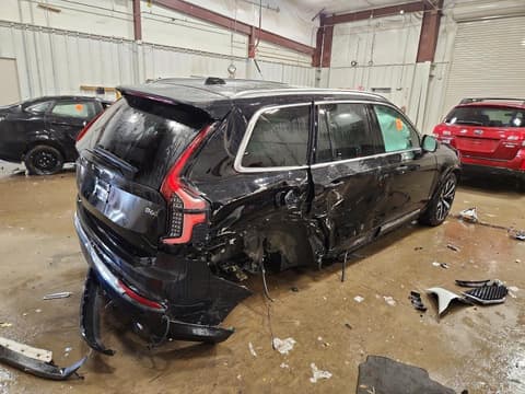 2026 Volvo XC90, VIN YV4062PJ7T1490506. Фото 3 з 6 з аукціону Copart. Каталог авто зі США OpenDataCar.
