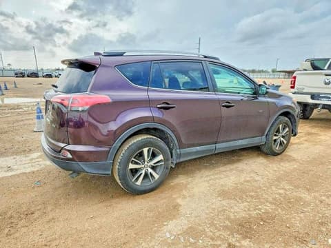 2018 Toyota RAV4, VIN 2T3WFREV8JW429109. Фото 3 з 6 з аукціону Copart. Каталог авто зі США OpenDataCar.