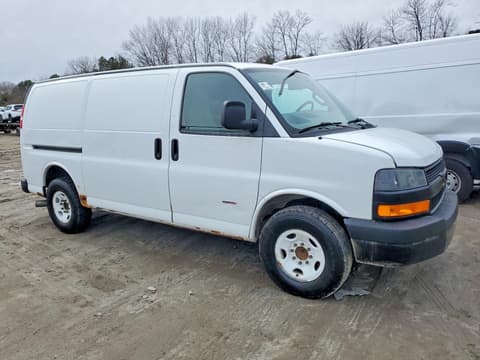 2019 Chevrolet Express 2500, VIN 1GCWGAF17K1249615. Фото 4 з 6 з аукціону Copart. Каталог авто зі США OpenDataCar.