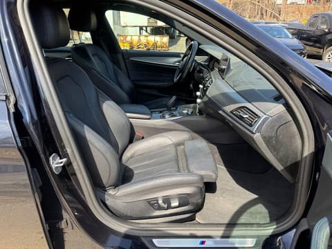 2019 Bmw 5 Series, VIN WBAJE7C59KG893055. Фото 5 з 6 з аукціону Copart. Каталог авто зі США OpenDataCar.