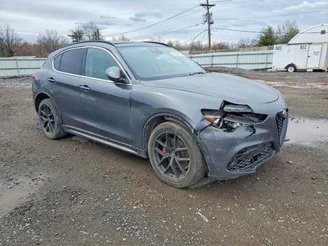 2021 Alfa romeo Stelvio, VIN ZASPAKBN0M7D09519. Фото 4 з 6 з аукціону Copart. Каталог авто зі США OpenDataCar.