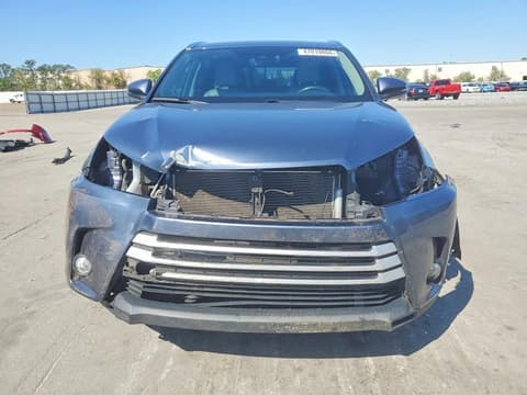 2018 Toyota Highlander, VIN 5TDKZRFH0JS259053. Фото 5 з 6 з аукціону Copart. Каталог авто зі США OpenDataCar.