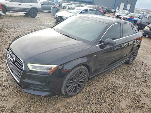 2018 Audi A3, VIN WAUJ8GFF4J1082423. Фото 1 з 6 з аукціону Copart. Каталог авто зі США OpenDataCar.