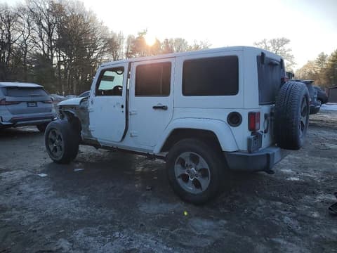 2017 Jeep Wrangler Unlimited, VIN 1C4BJWEG2HL711899. Zdjęcie 2 z 6 z aukcji Copart. Katalog aut z USA OpenDataCar.
