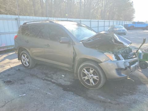 2010 Toyota RAV4, VIN JTMBK4DVXAD012084. Фото 4 з 6 з аукціону Copart. Каталог авто зі США OpenDataCar.