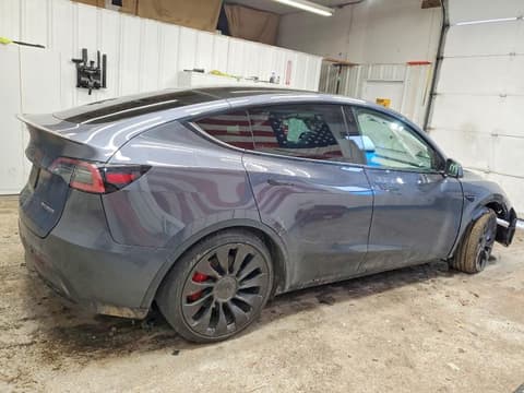 2022 Tesla Model Y, VIN 7SAYGDEF3NF446593. Фото 3 з 6 з аукціону Copart. Каталог авто зі США OpenDataCar.