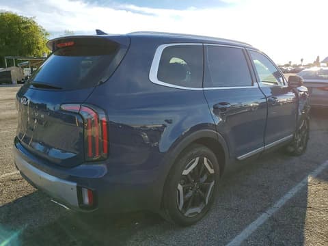 2023 Kia Telluride, VIN 5XYP34GC6PG327648. Фото 3 з 6 з аукціону Copart. Каталог авто зі США OpenDataCar.