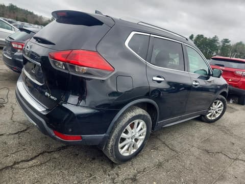 2017 Nissan Rogue, VIN 5N1AT2MV4HC760189. Фото 3 з 6 з аукціону Copart. Каталог авто зі США OpenDataCar.
