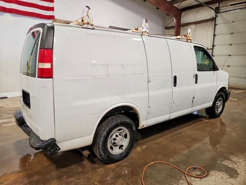 2011 Chevrolet Express 2500, VIN 1GCWGFCA0B1127602. Фото 3 з 6 з аукціону Copart. Каталог авто зі США OpenDataCar.