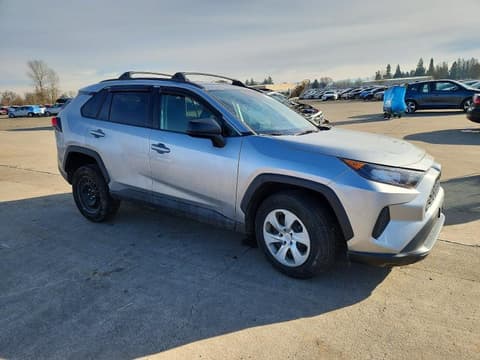 2019 Toyota RAV4, VIN 2T3F1RFV8KW027900. Zdjęcie 4 z 6 z aukcji Copart. Katalog aut z USA OpenDataCar.
