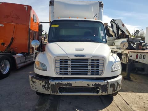 2017 Freightliner M2, VIN 1FVACWDT3HHHX3486. Фото 5 з 6 з аукціону Copart. Каталог авто зі США OpenDataCar.