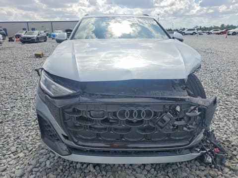 2024 Audi Q8, VIN WA1EVBF1XRD014488. Фото 5 з 6 з аукціону Copart. Каталог авто зі США OpenDataCar.