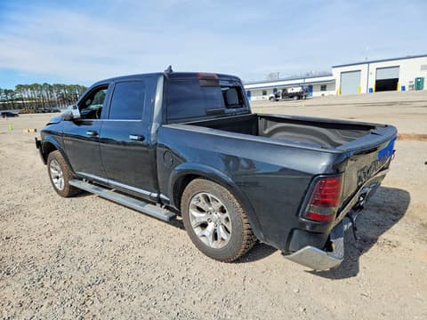 2015 Ram 1500, VIN 1C6RR7PT7FS723290. Фото 2 з 6 з аукціону Copart. Каталог авто зі США OpenDataCar.