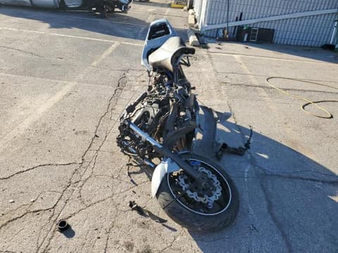 2003 Yamaha YZFR6, VIN JYARJ06E43A001363. Фото 2 з 6 з аукціону Copart. Каталог авто зі США OpenDataCar.