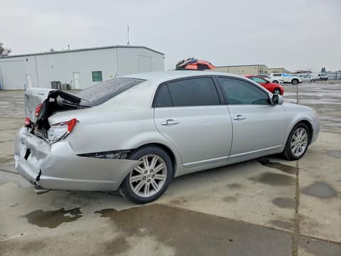 2005 Toyota Avalon, VIN 4T1BK36B75U046952. Фото 3 з 6 з аукціону Copart. Каталог авто зі США OpenDataCar.