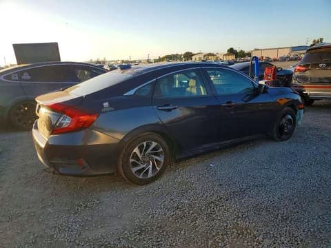 2018 Honda Civic, VIN 2HGFC2F70JH511322. Фото 3 з 6 з аукціону Copart. Каталог авто зі США OpenDataCar.