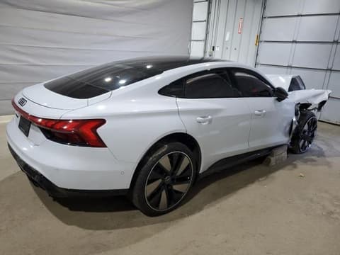 2024 Audi e-tron GT, VIN WAUEJBFW5R7003696. Фото 3 з 6 з аукціону Copart. Каталог авто зі США OpenDataCar.