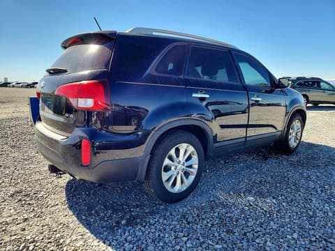 2015 Kia Sorento, VIN 5XYKUDA75FG624346. Zdjęcie 3 z 6 z aukcji Copart. Katalog aut z USA OpenDataCar.