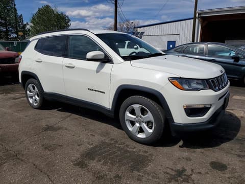 2018 Jeep Compass, VIN 3C4NJCBB4JT376787. Фото 4 з 6 з аукціону Copart. Каталог авто зі США OpenDataCar.