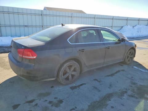 2012 Volkswagen Passat, VIN 1VWBH7A30CC062517. Zdjęcie 3 z 6 z aukcji Copart. Katalog aut z USA OpenDataCar.