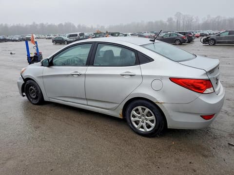 2013 Hyundai Accent, VIN KMHCT4AE4DU415368. Фото 2 з 6 з аукціону Copart. Каталог авто зі США OpenDataCar.