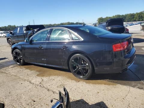 2014 Audi S8, VIN WAUD2AFD3EN005115. Фото 2 з 6 з аукціону Copart. Каталог авто зі США OpenDataCar.