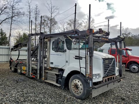 2013 Volvo VAH, VIN 4V5RC9DG2DN563117. Фото 4 з 6 з аукціону Copart. Каталог авто зі США OpenDataCar.