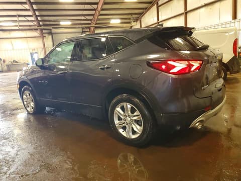 2021 Chevrolet Blazer, VIN 3GNKBCRS6MS586203. Фото 2 из 6 с аукциона Copart. Каталог авто из США OpenDataCar.