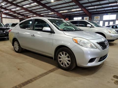 2013 Nissan Versa, VIN 3N1CN7AP3DL842278. Фото 4 з 6 з аукціону Copart. Каталог авто зі США OpenDataCar.