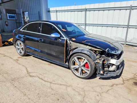 2018 Audi RS3, VIN WUABWGFF2J1902451. Фото 4 из 6 с аукциона Copart. Каталог авто из США OpenDataCar.