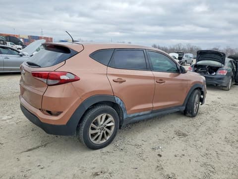 2016 Hyundai Tucson, VIN KM8J23A42GU108717. Фото 3 з 6 з аукціону Copart. Каталог авто зі США OpenDataCar.