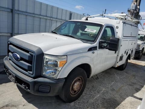 2013 Ford F-350 Super Duty, VIN 1FDRF3A65DEB92305. Фото 1 з 6 з аукціону Copart. Каталог авто зі США OpenDataCar.