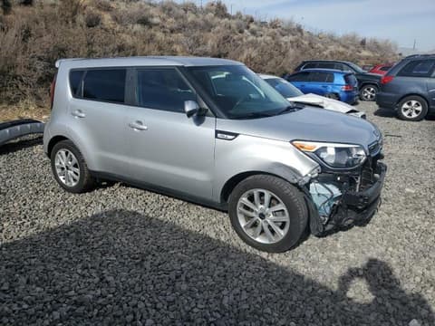 2019 Kia Soul, VIN KNDJP3A57K7645038. Zdjęcie 4 z 6 z aukcji Copart. Katalog aut z USA OpenDataCar.