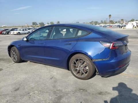 2023 Tesla Model 3, VIN 5YJ3E1EA5PF385136. Фото 2 з 6 з аукціону Copart. Каталог авто зі США OpenDataCar.