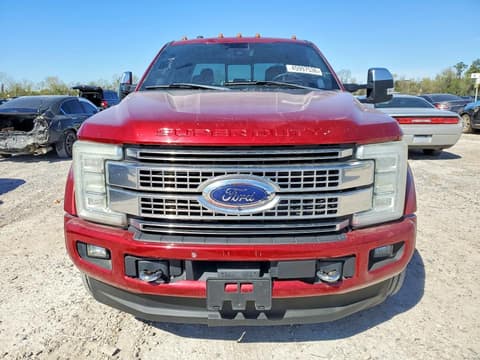 2017 Ford F-450 Super Duty, VIN 1FT8W4DT0HEC42797. Фото 5 з 6 з аукціону Copart. Каталог авто зі США OpenDataCar.
