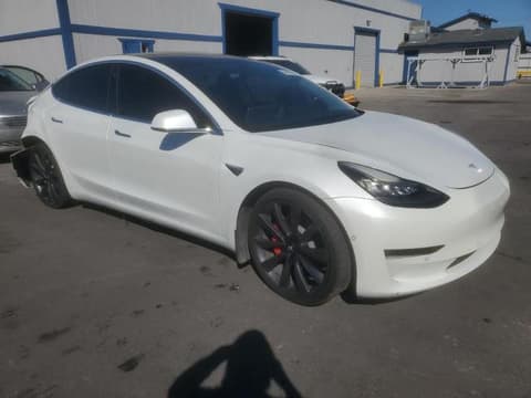 2020 Tesla Model 3, VIN 5YJ3E1EC2LF714225. Фото 4 з 6 з аукціону Copart. Каталог авто зі США OpenDataCar.