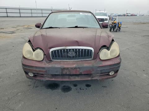 2002 Hyundai Sonata, VIN KMHWF35H82A584889. Фото 5 из 6 с аукциона Copart. Каталог авто из США OpenDataCar.