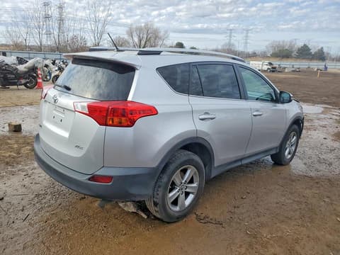 2015 Toyota RAV4, VIN 2T3WFREVXFW132141. Фото 3 з 6 з аукціону Copart. Каталог авто зі США OpenDataCar.