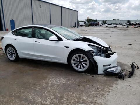 2022 Tesla Model 3, VIN 5YJ3E1EA6NF302844. Zdjęcie 4 z 6 z aukcji Copart. Katalog aut z USA OpenDataCar.