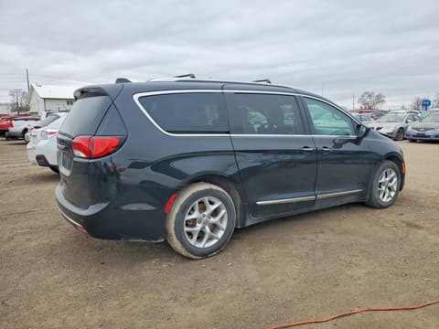 2017 Chrysler Pacifica, VIN 2C4RC1EG8HR796380. Фото 3 з 6 з аукціону Copart. Каталог авто зі США OpenDataCar.