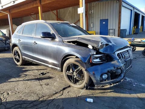 2014 Audi Q5, VIN WA1LFAFP1EA124683. Фото 4 з 6 з аукціону Copart. Каталог авто зі США OpenDataCar.
