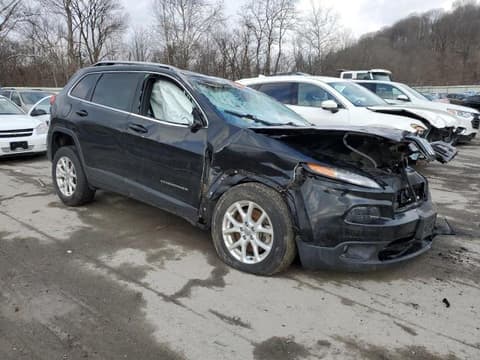 2017 Jeep Cherokee, VIN 1C4PJMCS3HW637716. Фото 4 з 6 з аукціону Copart. Каталог авто зі США OpenDataCar.