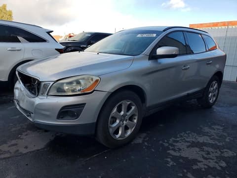 2010 Volvo XC60, VIN YV4960DL6A2124092. Фото 1 з 6 з аукціону Copart. Каталог авто зі США OpenDataCar.
