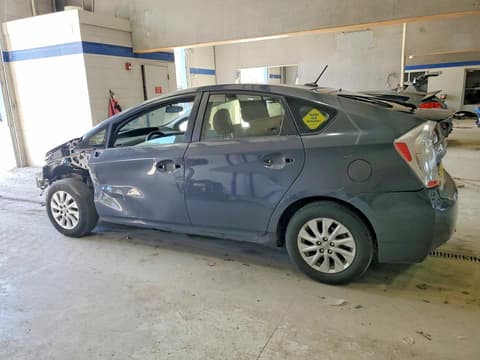 2013 Toyota Prius Plug-In, VIN JTDKN3DP5D3043126. Фото 2 з 6 з аукціону Copart. Каталог авто зі США OpenDataCar.